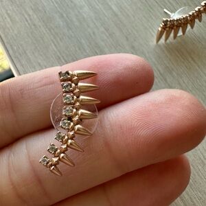 Kendra Scott Climber earrings